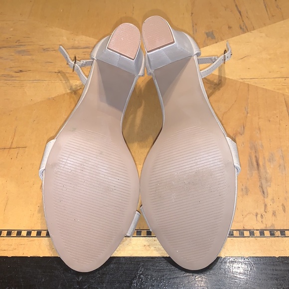 NWOT JustFab Makemba Heeled Sandals - Picture 4 of 4